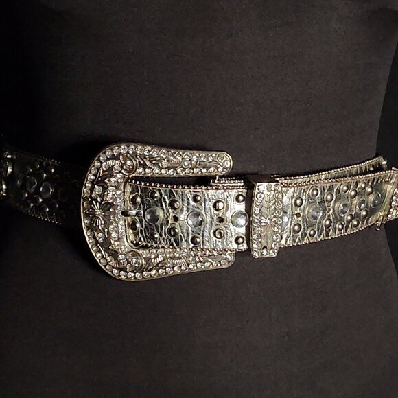 80/90\'s (M) HEAVY-in-weight (6lb+) metallic bling (cross & gems) 4\
